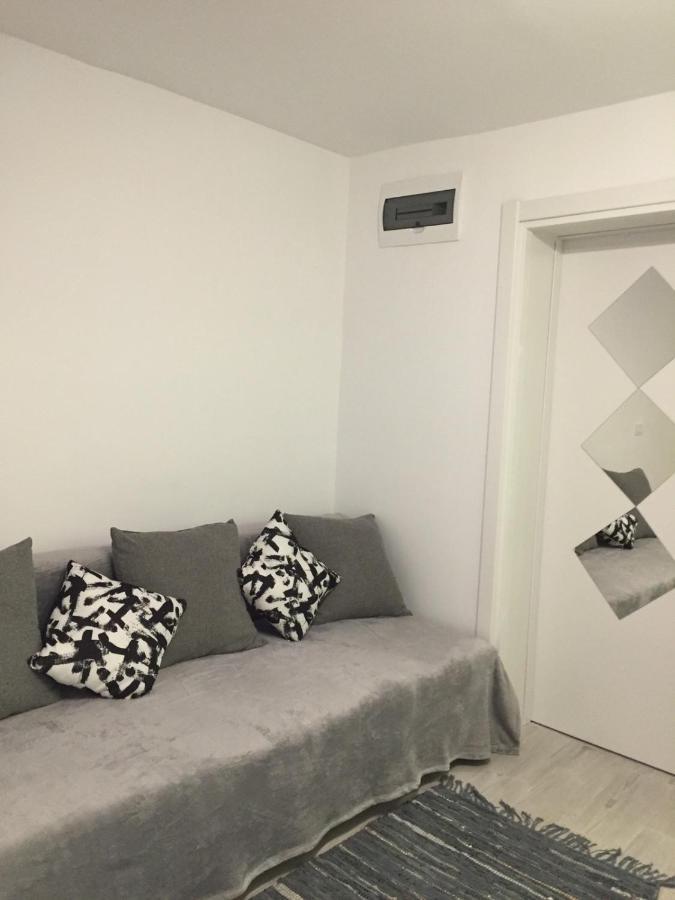 Mosaic Apartment เบลเกรด ภายนอก รูปภาพ
